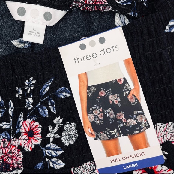 NWT Three Dots Black Hibiscus Floral Print Rayon Short - Picture 6 of 8